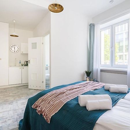 Kopernika 4 - Studio Apartment By Noclegi Renters ワルシャワ エクステリア 写真