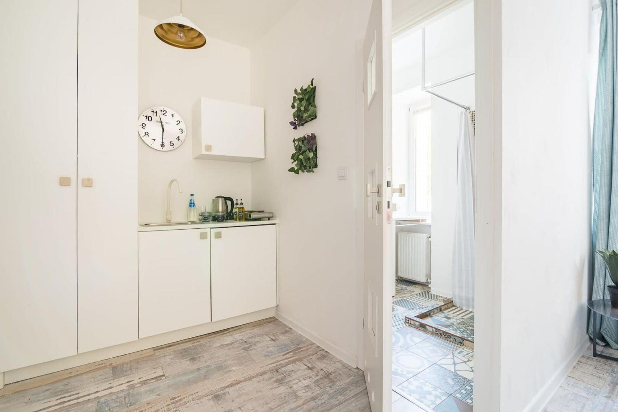 Kopernika 4 - Studio Apartment By Noclegi Renters ワルシャワ エクステリア 写真